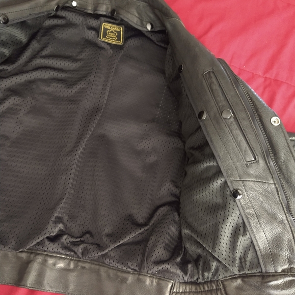 Motorcycle jacket - Picture 2 of 4